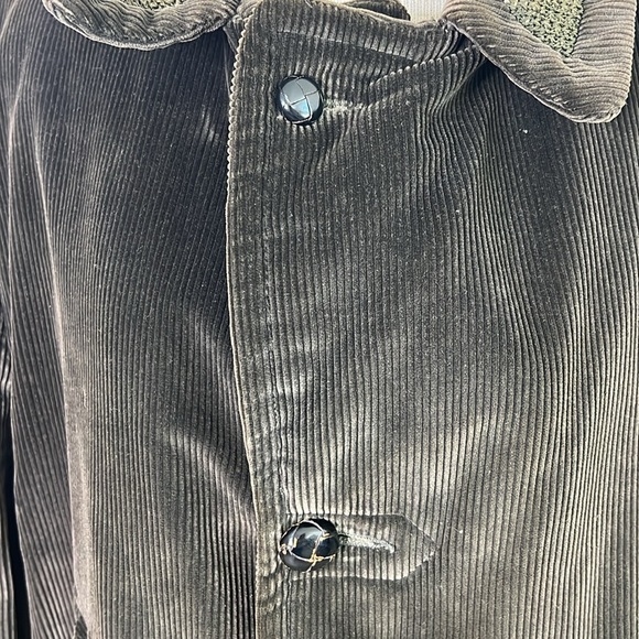 🔹 Vintage 70’s Corduroy Coat with Faux Fur and Wool Lining - Picture 6 of 16